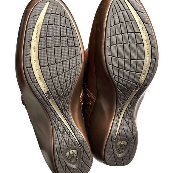 Ariat Women’s Chestnut Brown Leather slip on clog shoe in size 7.5 B - Picture 7 of 12